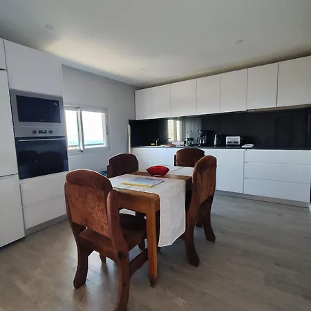 Brisas - Fresh Air And Forest Trails * Prazeres