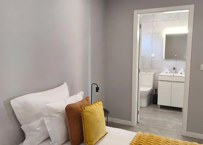 Brisas - Fresh Air And Forest Trails *